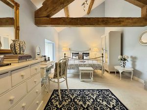 Photo 10- click for photo gallery